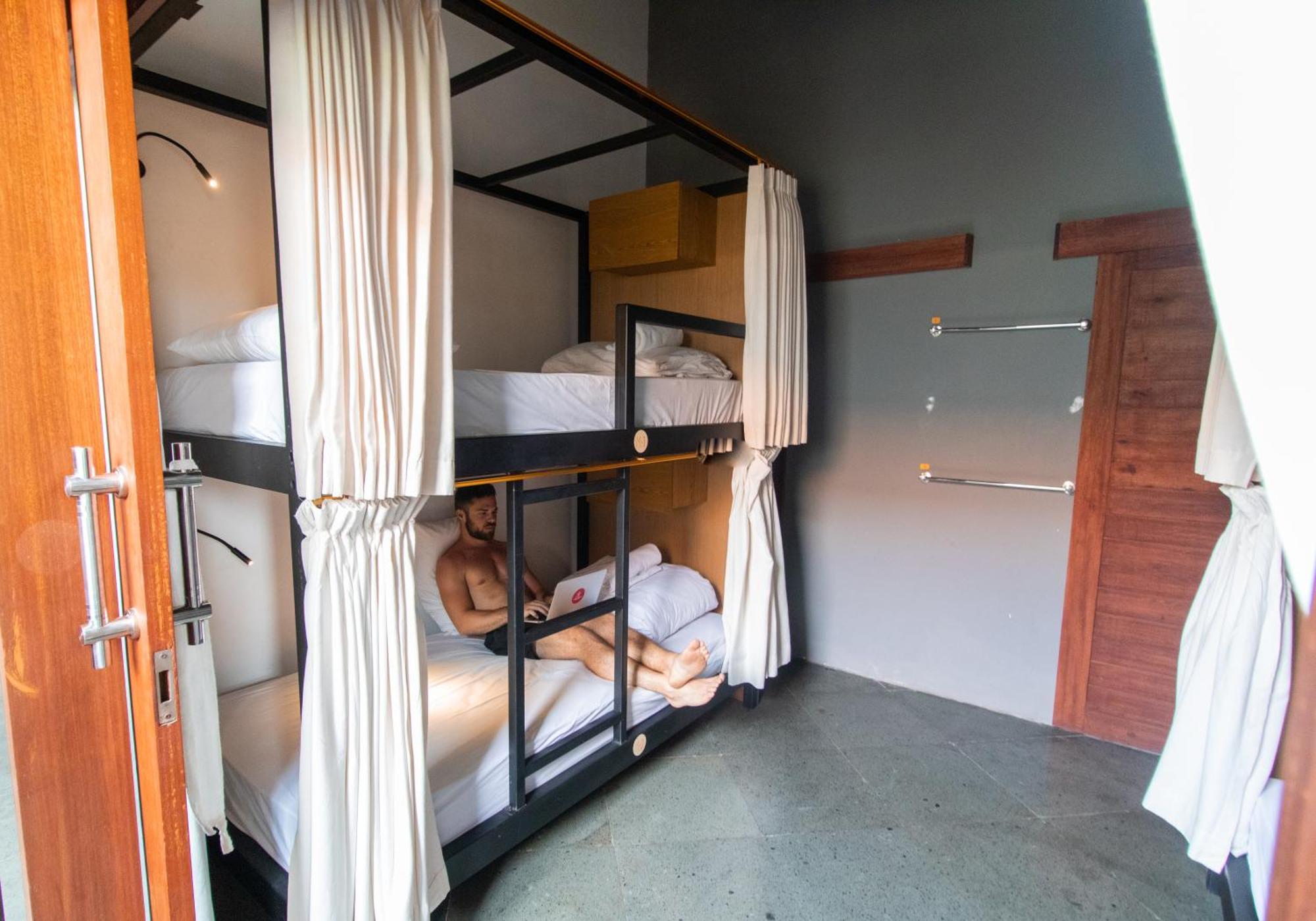 Draper Startup House For Entrepreneurs Hotell Canggu Exteriör bild